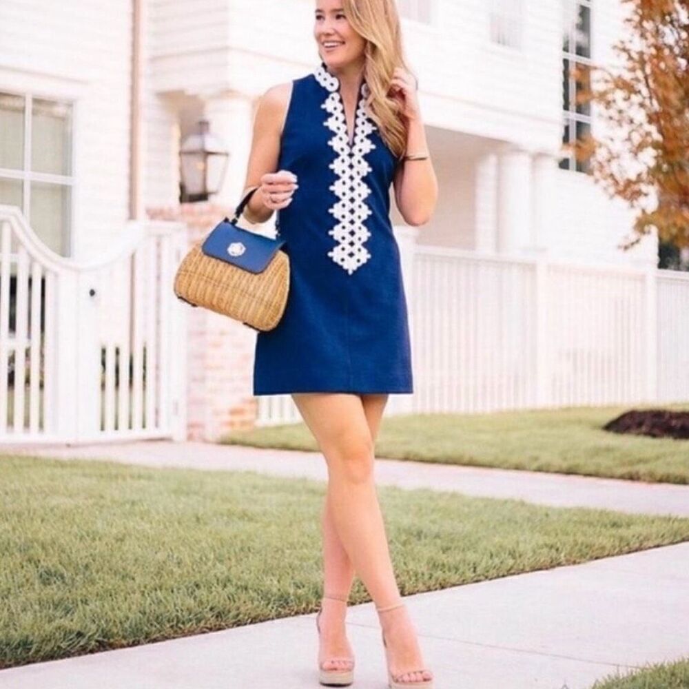 Lilly Pulitzer Callista High Collar Shift Dress Size XS True Navy Sleeveless
